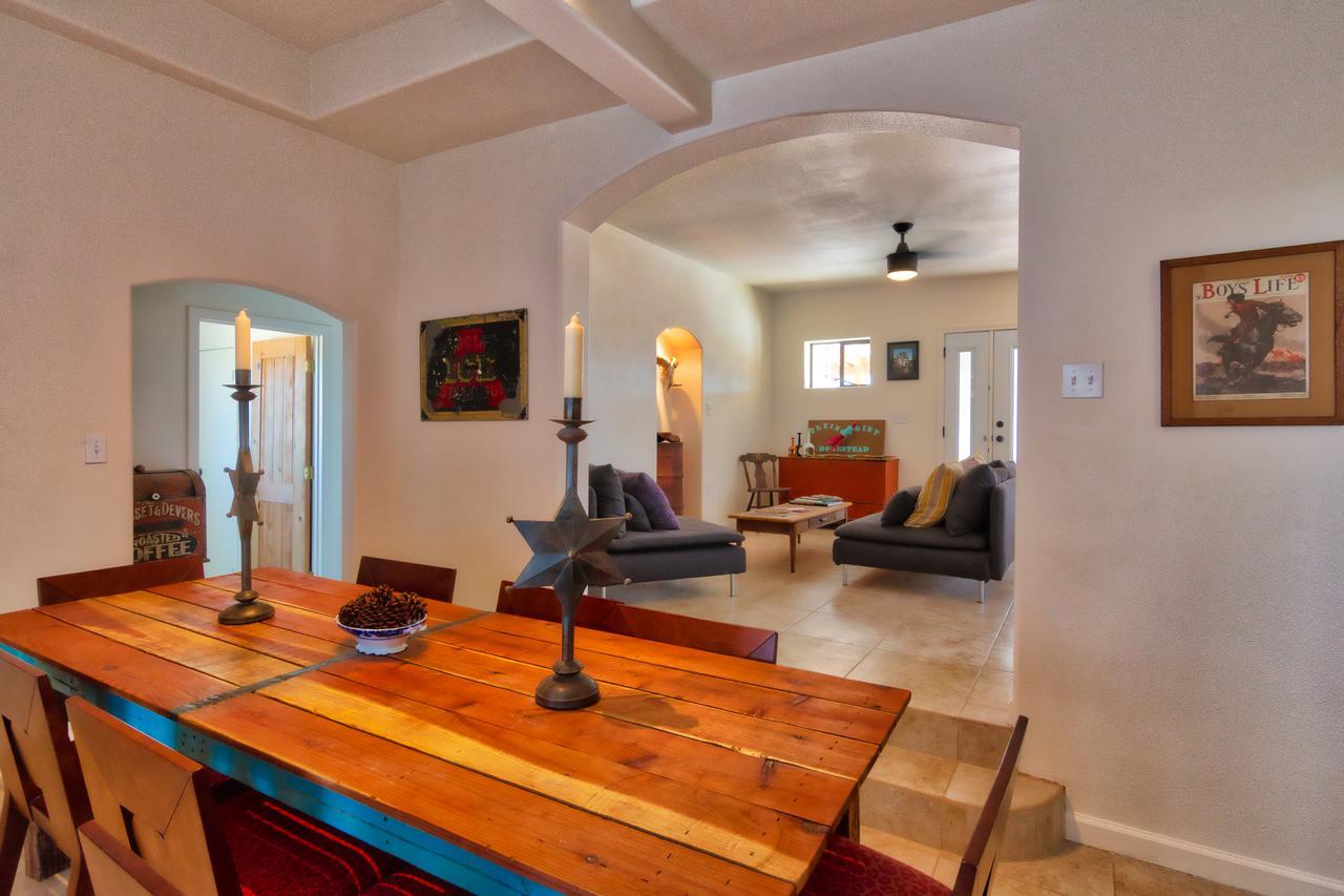 Flying Point Homestead Twentynine Palms Quarto foto